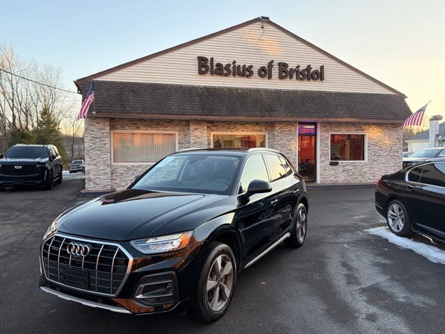2024 Audi Q5 quattro Premium Plus 40 TFSI