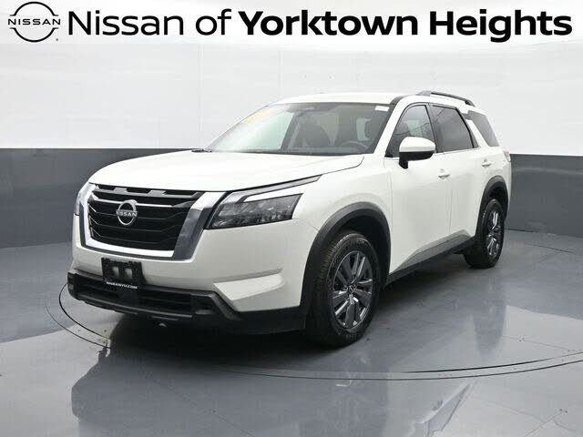 2024 Nissan Pathfinder SV 4WD