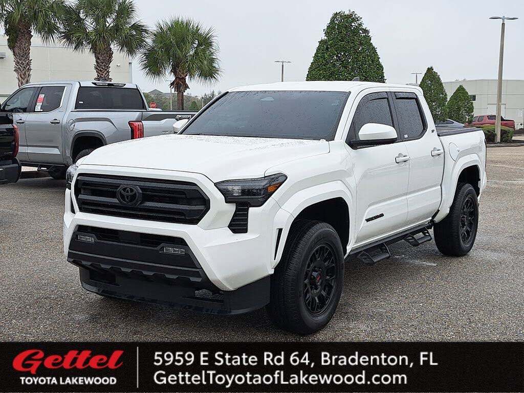 2024 Toyota Tacoma SR5 Double Cab 4WD