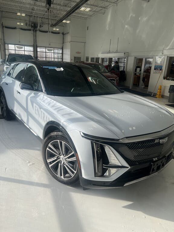 2026 Cadillac LYRIQ Luxury AWD