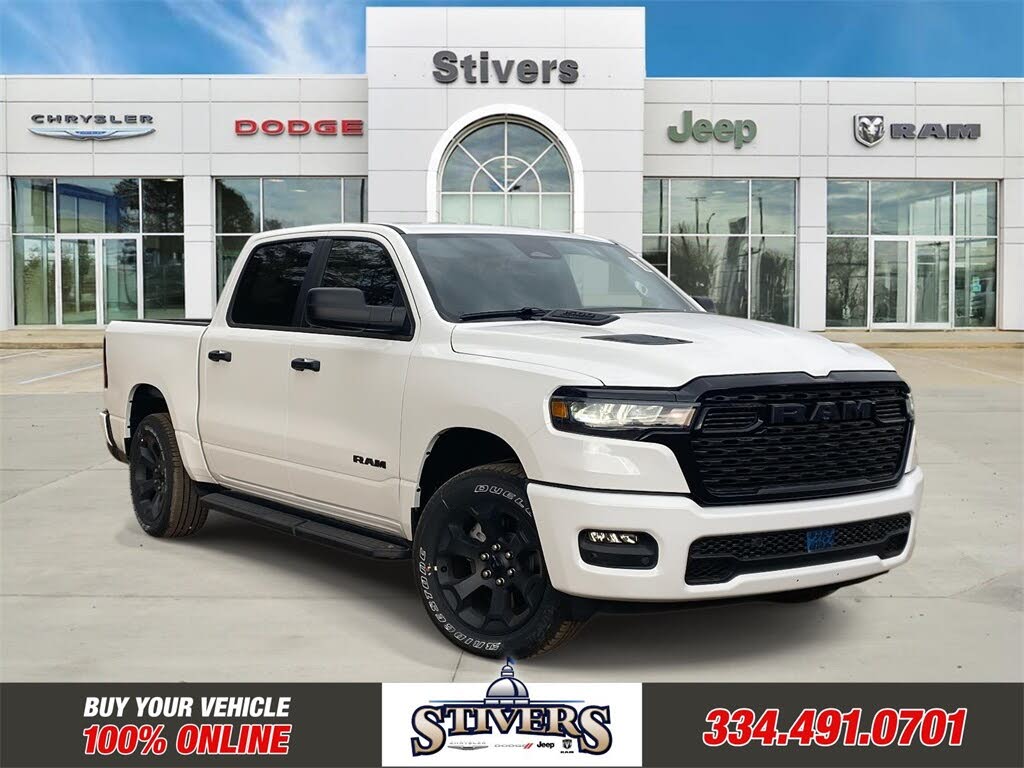 2026 RAM 1500 Express Crew Cab 4WD