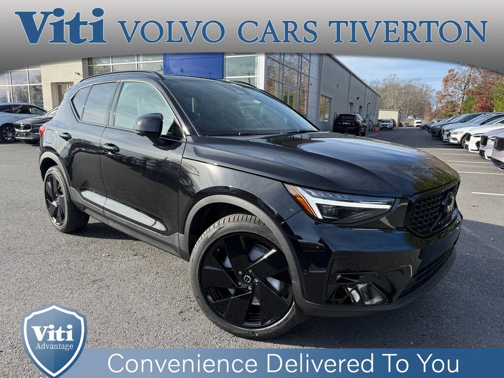 2026 Volvo XC40 B5 Ultra Black Edition AWD