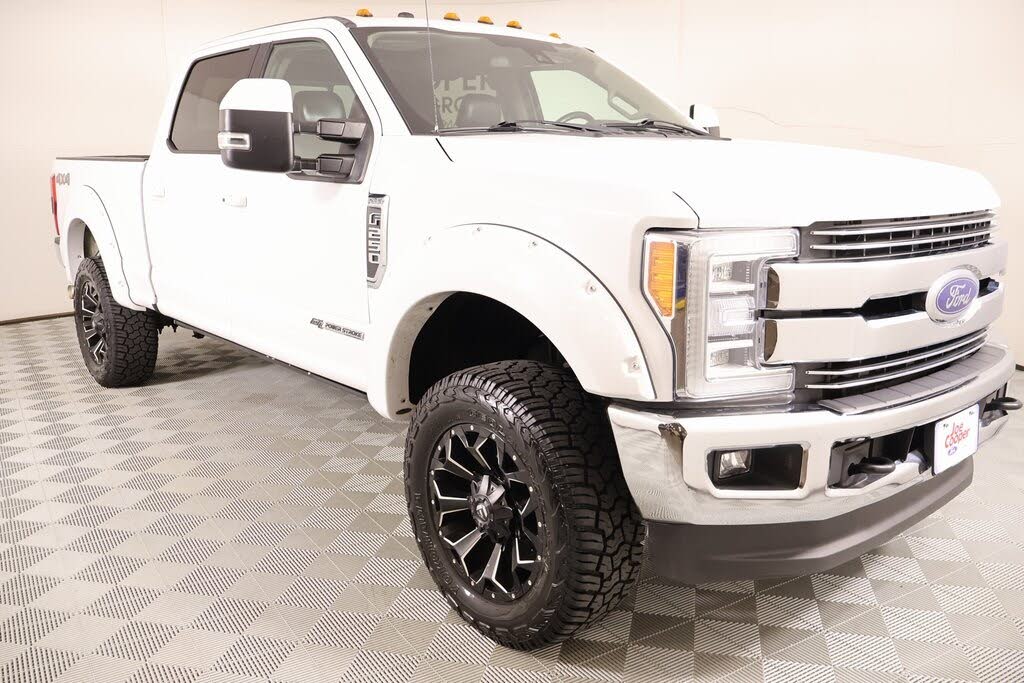 2017 Ford F-250 Super Duty Lariat Crew Cab 4WD