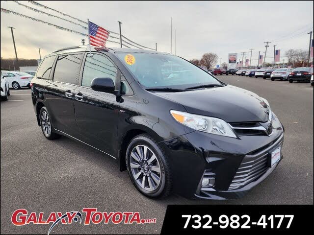 2018 Toyota Sienna XLE Premium 7-Passenger AWD