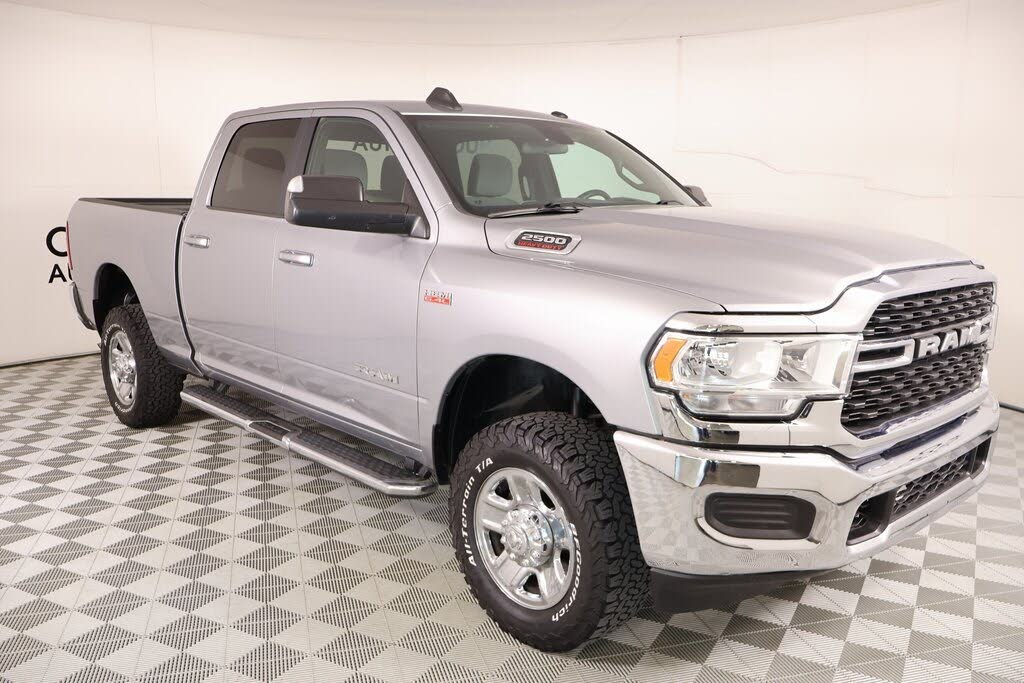 2022 RAM 2500 Big Horn Crew Cab 4WD