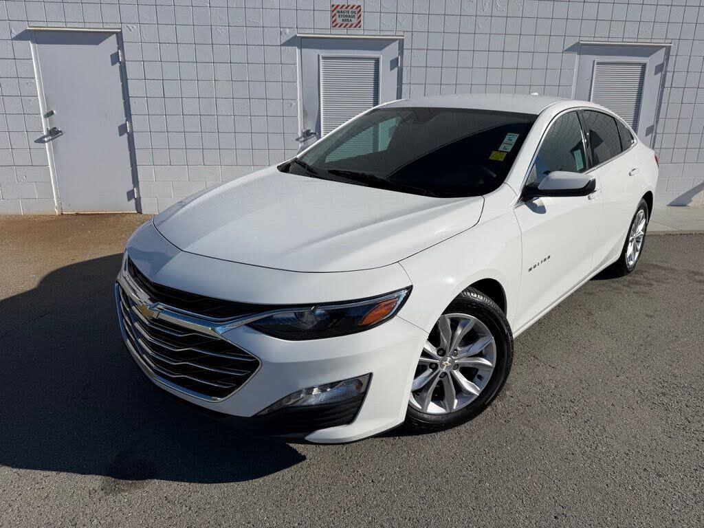 2023 Chevrolet Malibu LT with 1LT FWD