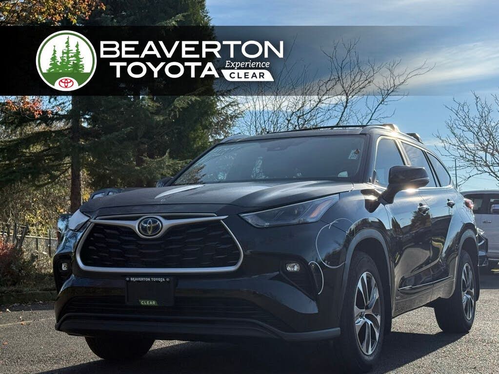 2023 Toyota Highlander Hybrid XLE AWD