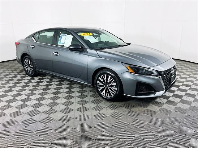 2024 Nissan Altima 2.5 SV FWD