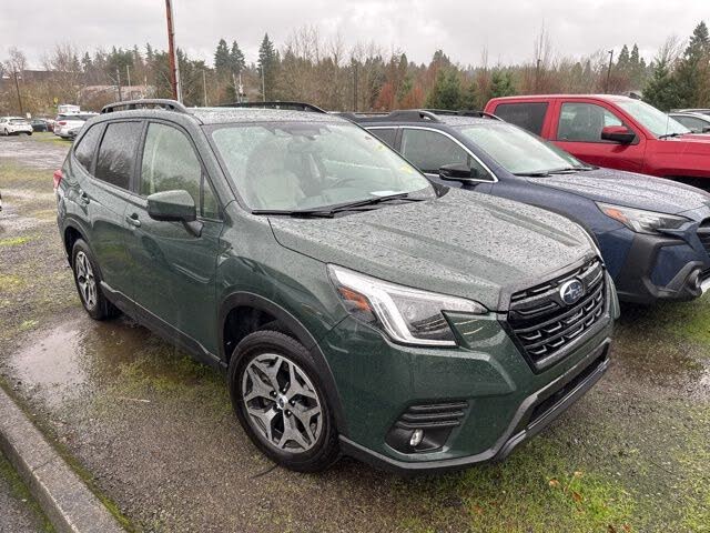 2024 Subaru Forester Premium Crossover AWD