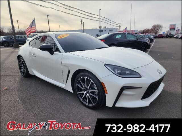 2025 Toyota GR86 RWD