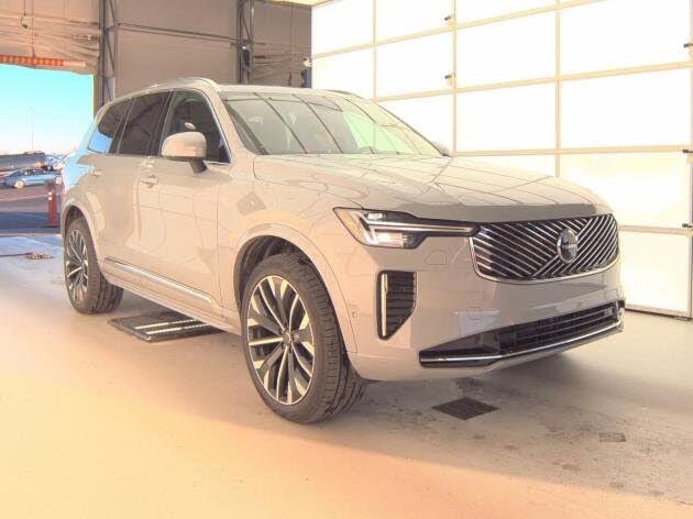 2025 Volvo XC90 B6 Plus Bright Theme 7-Passenger AWD