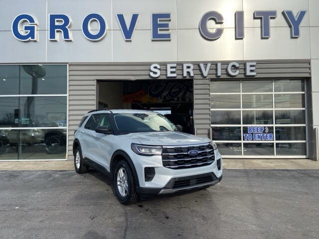 2026 Ford Explorer Active AWD