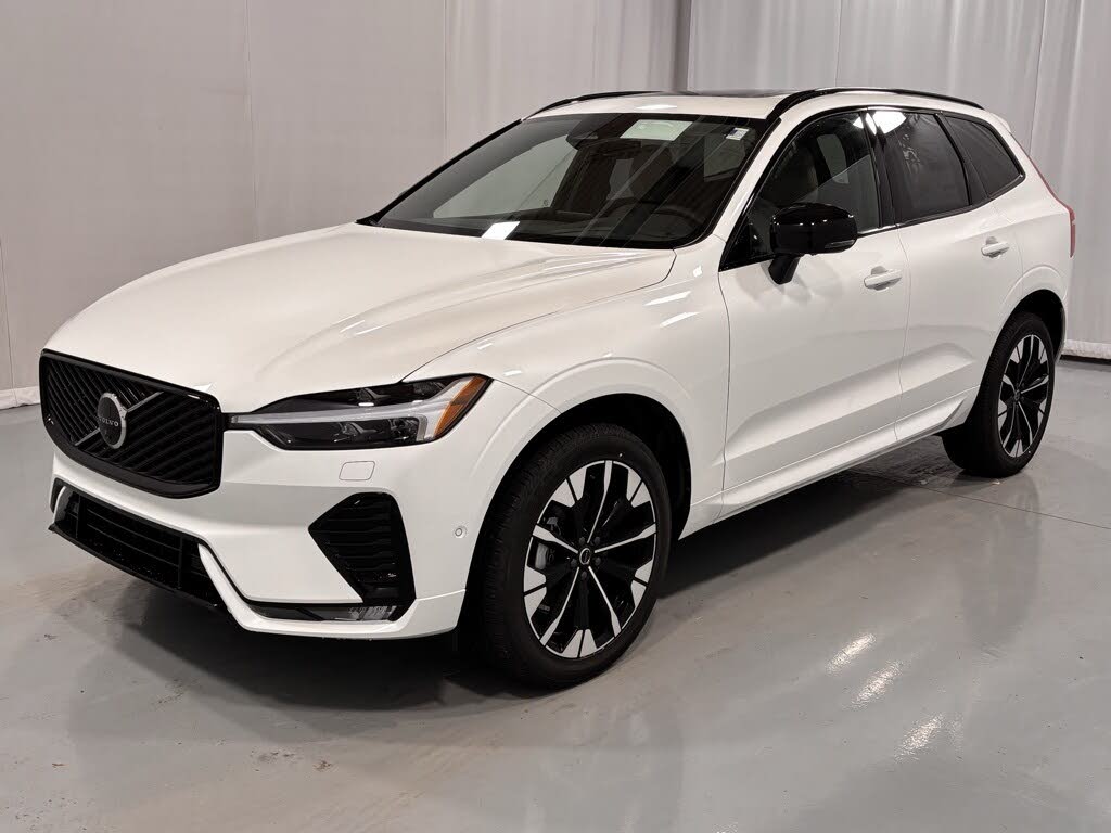 2026 Volvo XC60 B5 Plus AWD