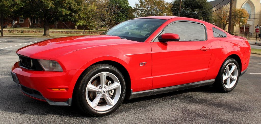 2010 Ford Mustang GT Coupe RWD