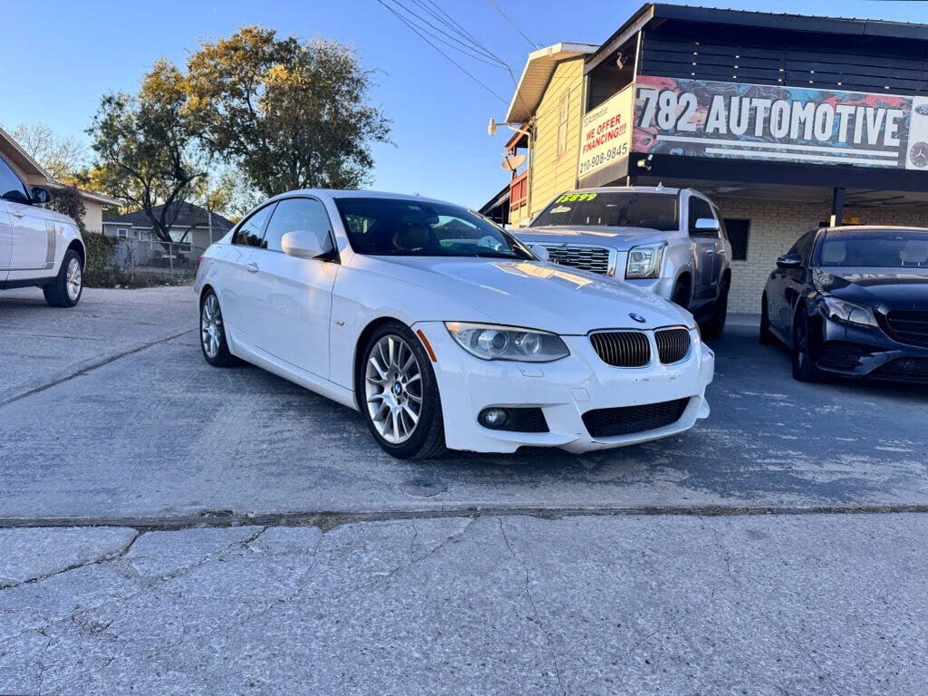 2011 BMW 3 Series 328i Coupe RWD