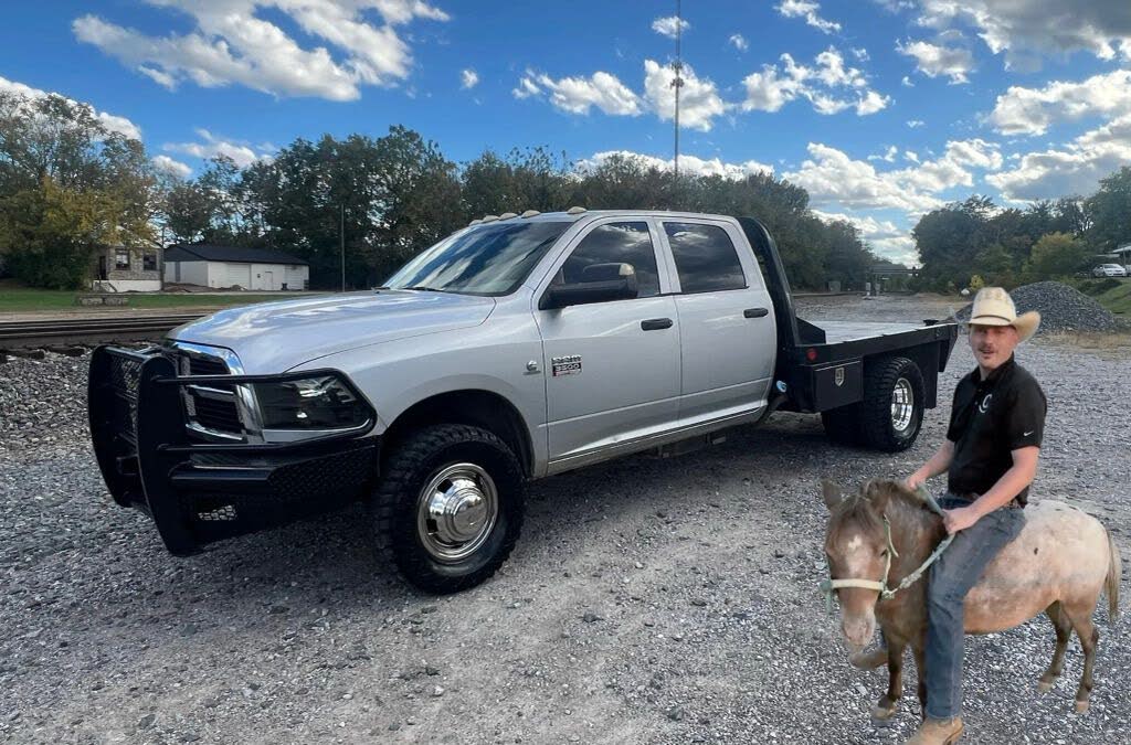 2012 RAM 3500 Chassis ST Crew Cab 172.4 in. 4WD