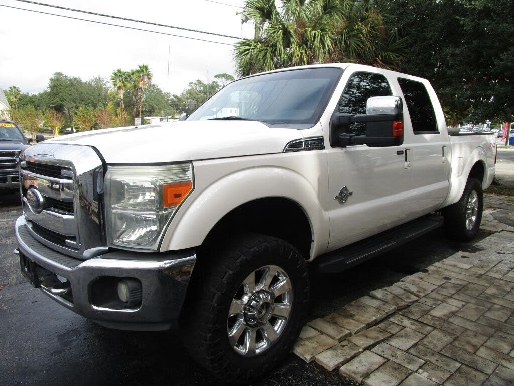 2013 Ford F-250 Super Duty Lariat Crew Cab 4WD