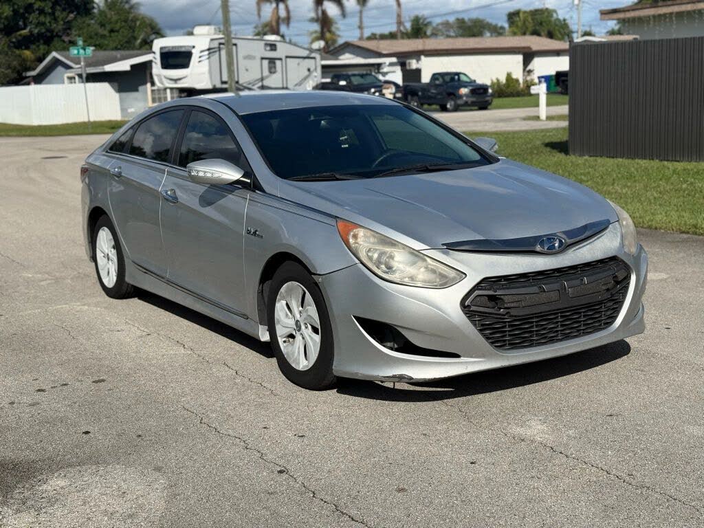 2013 Hyundai Sonata Hybrid