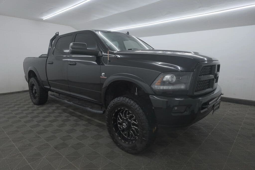 2014 RAM 3500 Laramie Crew Cab 4WD