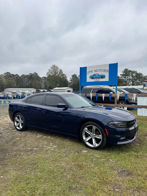 2015 Dodge Charger SXT RWD