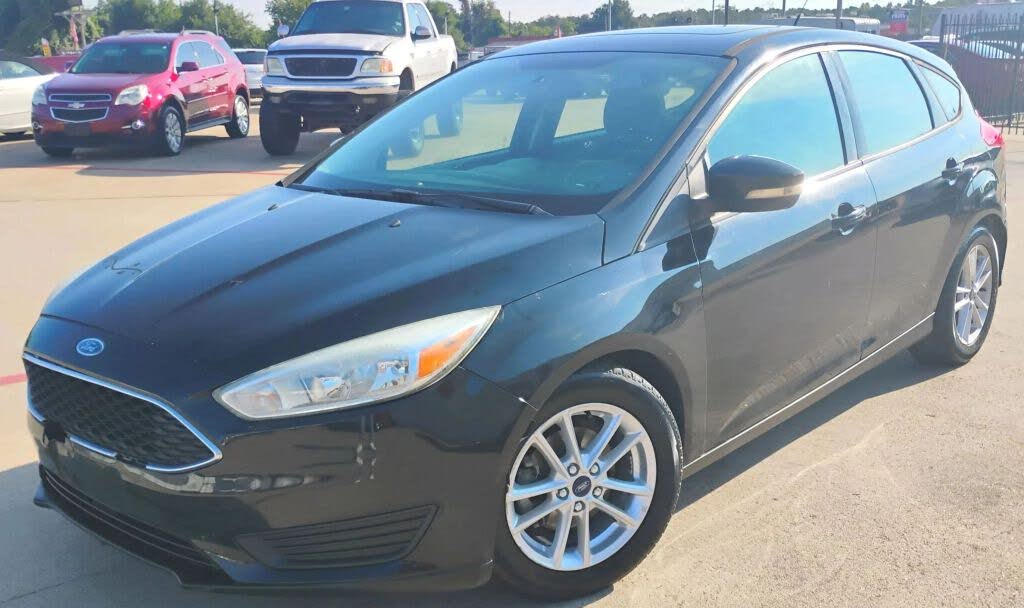 2016 Ford Focus SE Hatchback