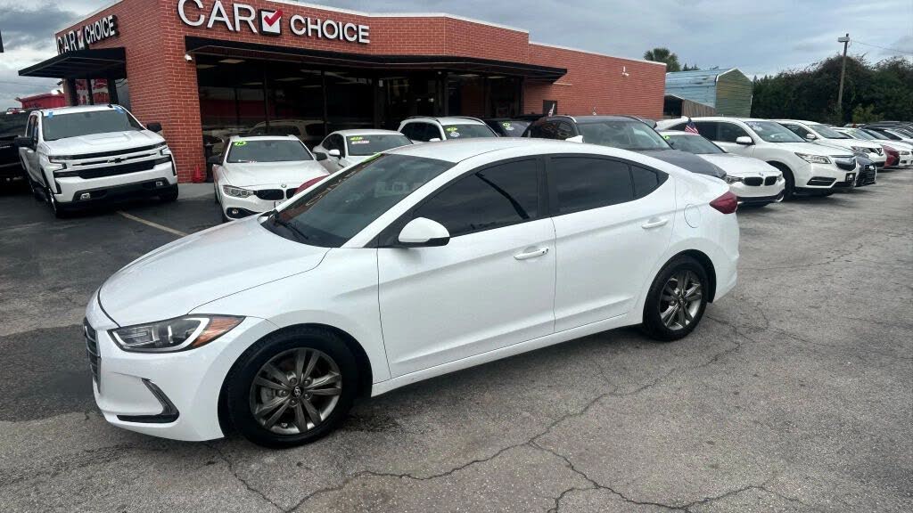 2017 Hyundai Elantra SE FWD