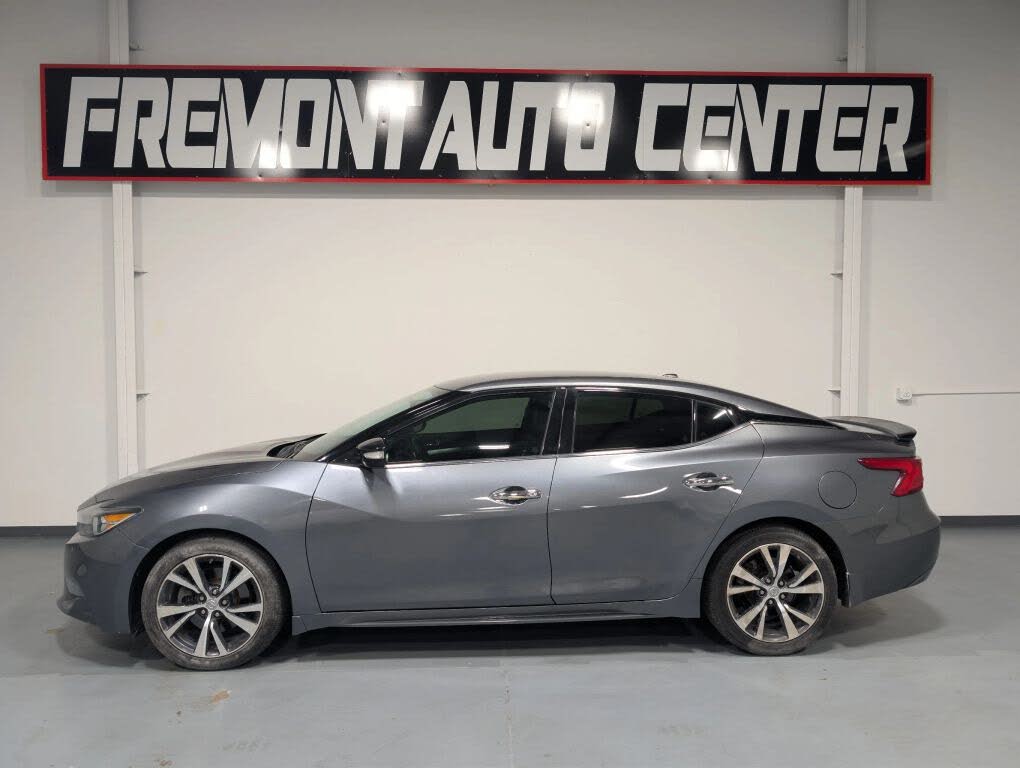 2017 Nissan Maxima SV FWD