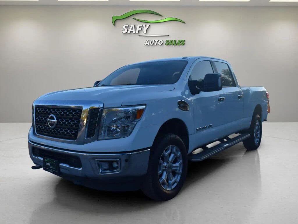2017 Nissan Titan