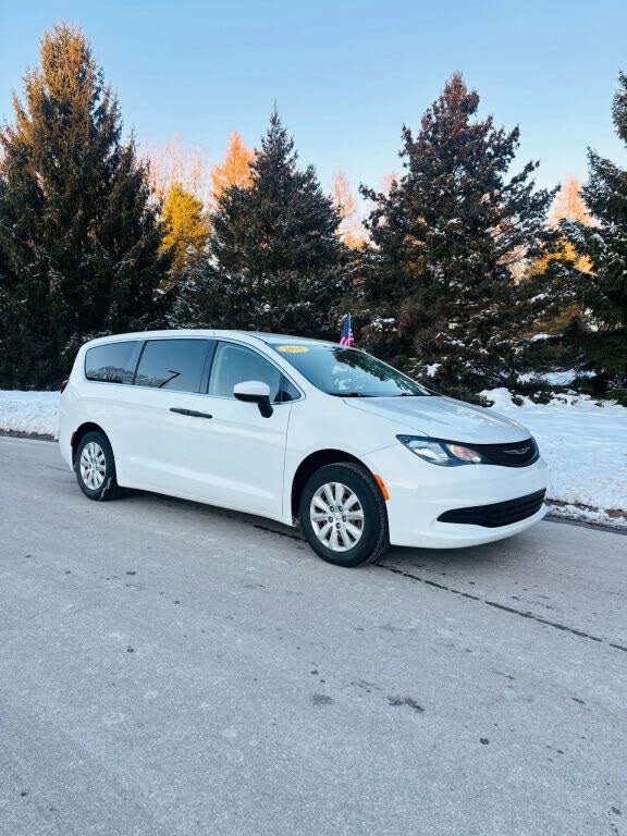 2018 Chrysler Pacifica L FWD