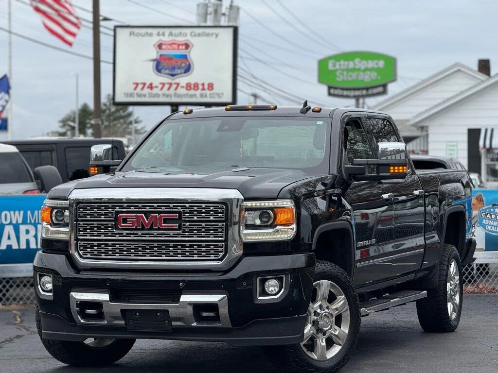 2018 GMC Sierra 2500HD Denali Crew Cab SB 4WD
