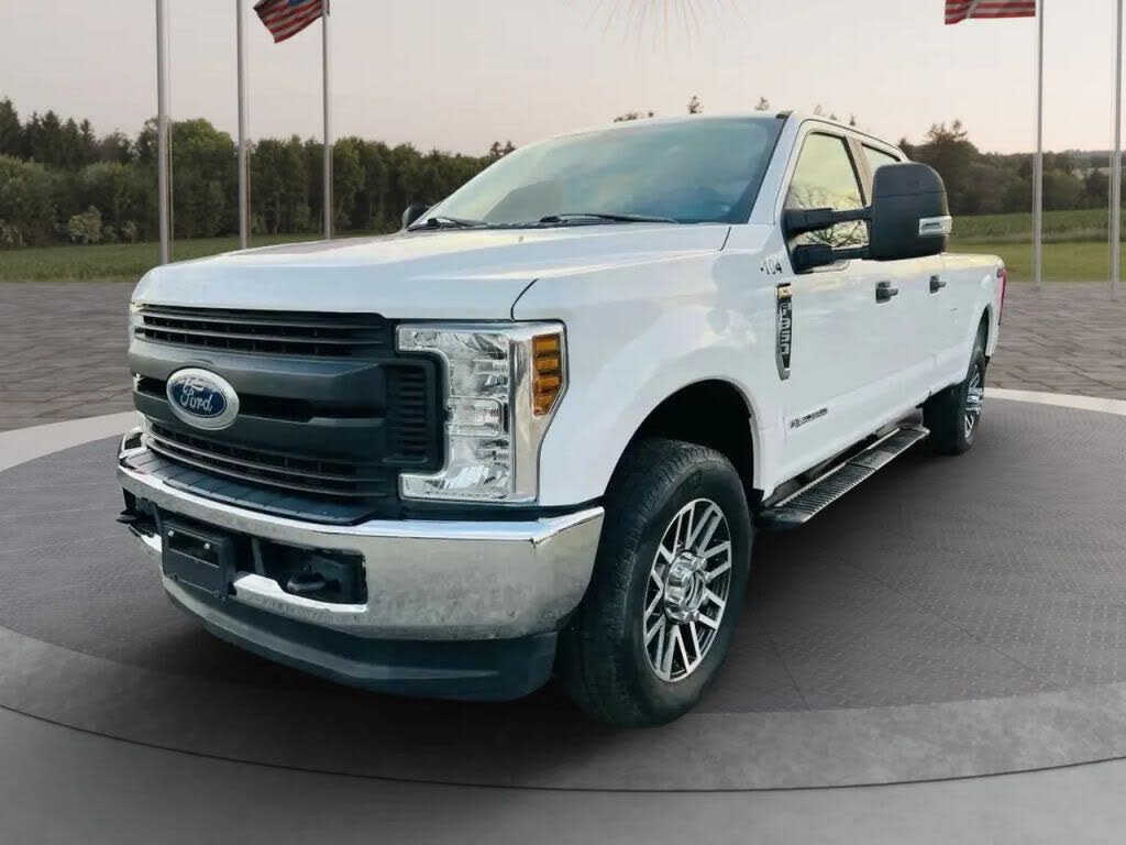 2019 Ford F-350 Super Duty XL Crew Cab LB 4WD