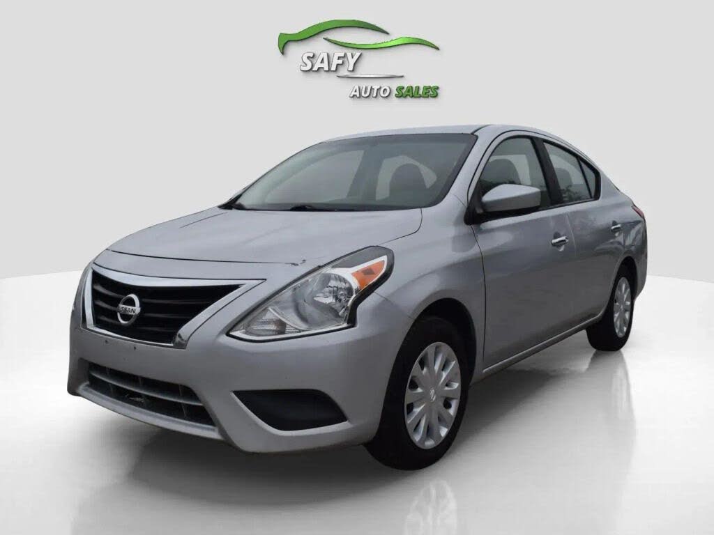 2019 Nissan Versa SV FWD