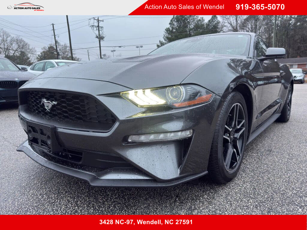 2020 Ford Mustang EcoBoost Coupe RWD