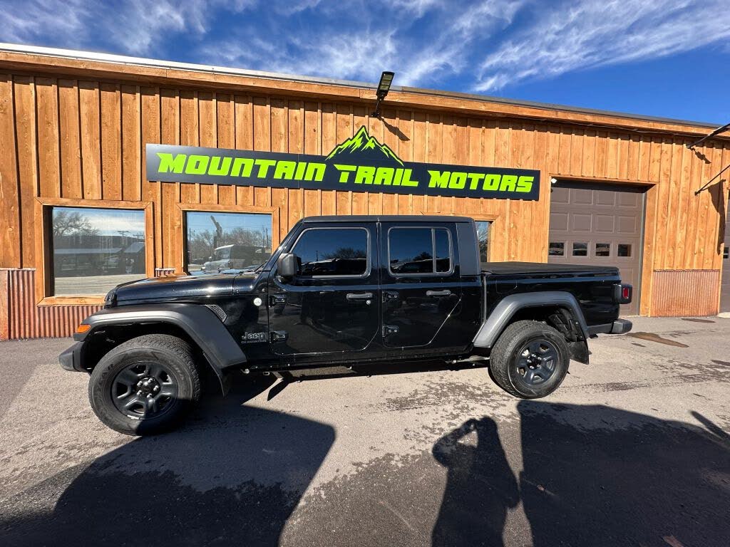 2020 Jeep Gladiator Sport Crew Cab 4WD