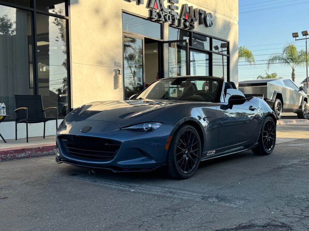 2020 Mazda MX-5 Miata Club RWD