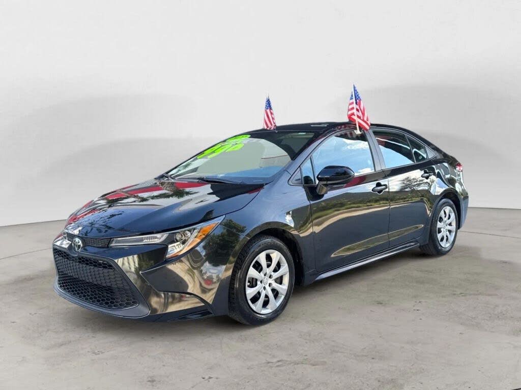 2022 Toyota Corolla LE FWD