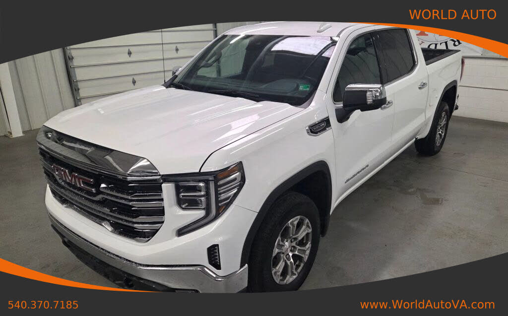 2024 GMC Sierra 1500 SLT Crew Cab RWD