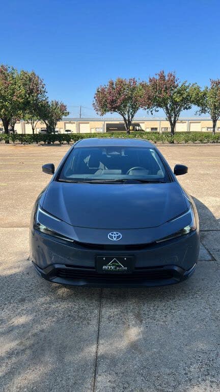 2024 Toyota Prius LE FWD