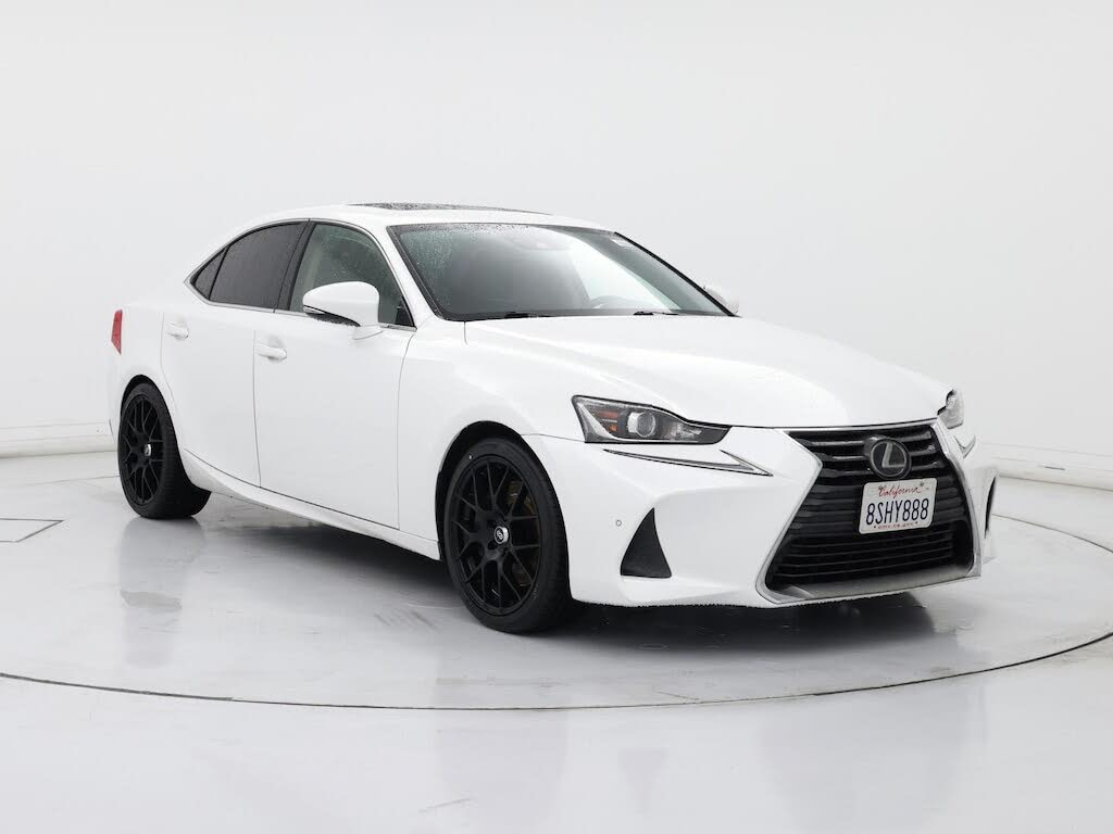 2018 Lexus IS 300 RWD