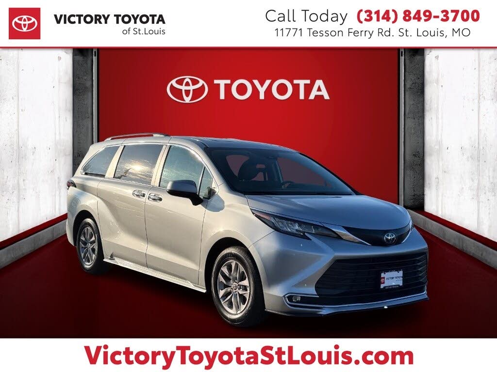 2023 Toyota Sienna XLE 7-Passenger FWD