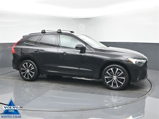 2023 Volvo XC60 B6 Ultimate Dark Theme AWD