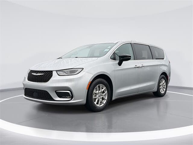2024 Chrysler Pacifica Touring L FWD