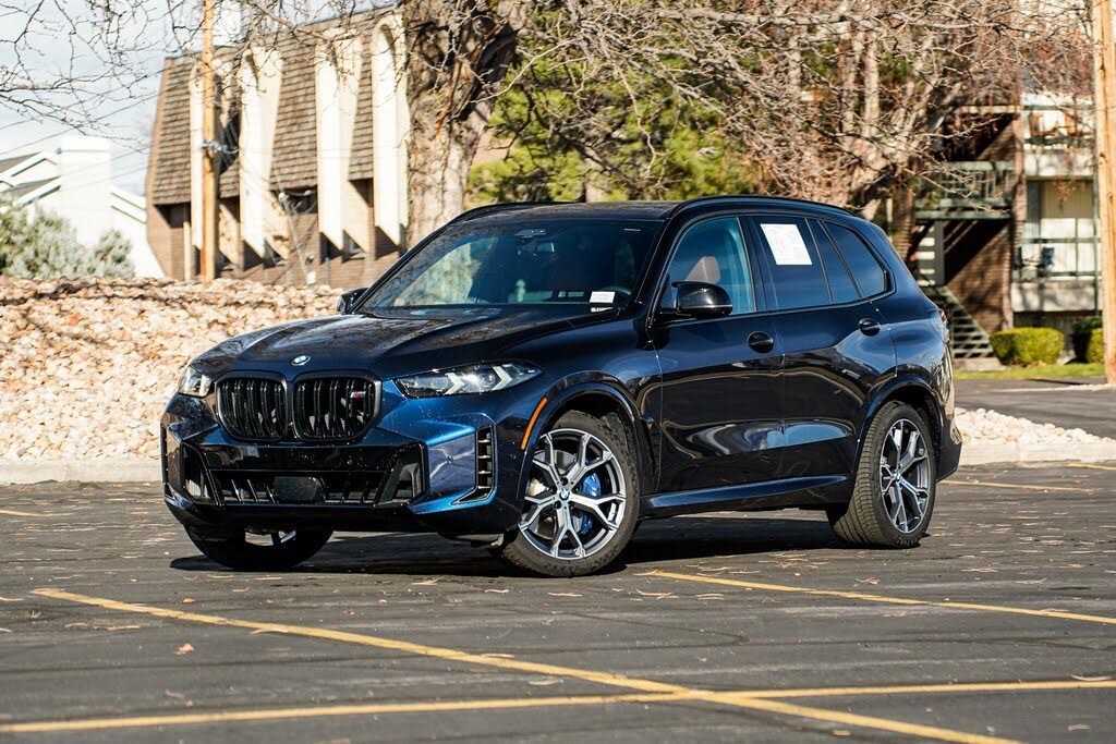 2025 BMW X5 M60i xDrive AWD