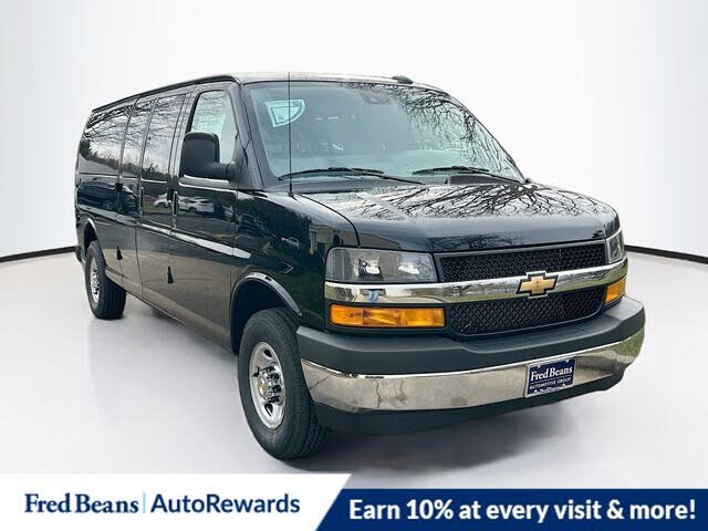 2025 Chevrolet Express 3500 LT Extended RWD
