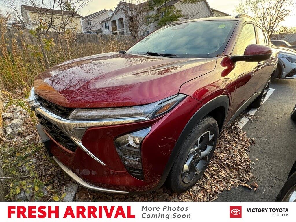 2025 Chevrolet Trax LT FWD