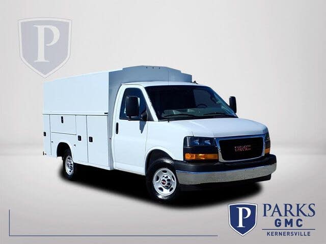 2025 GMC Savana Chassis 3500 139 Cutaway RWD