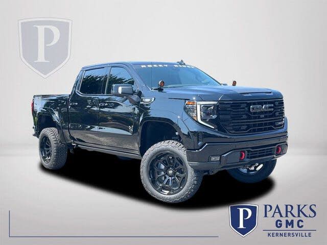 2025 GMC Sierra 1500 AT4 Crew Cab 4WD