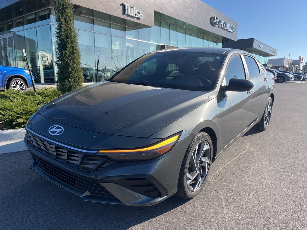 2025 Hyundai Elantra SEL Sport FWD