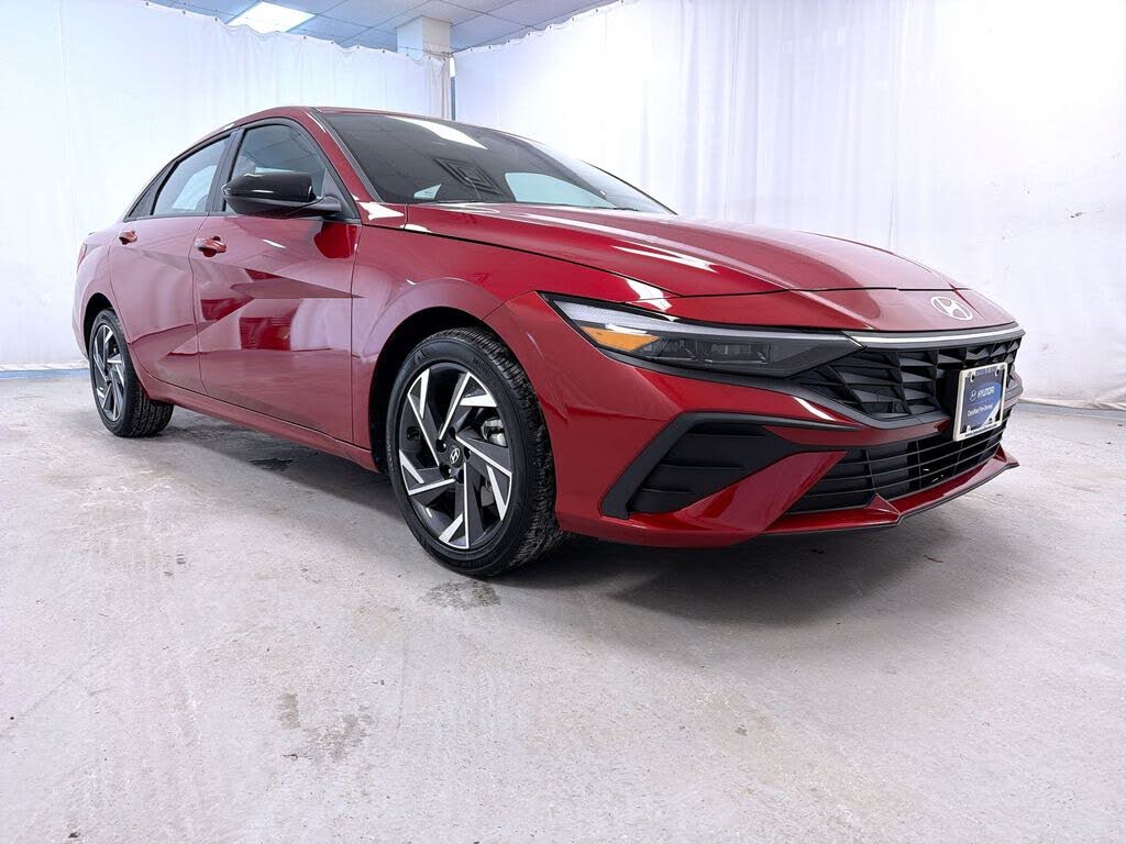 2025 Hyundai Elantra SEL Sport FWD