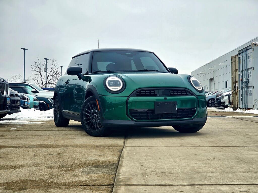 2025 MINI Cooper 2-Door Hatchback FWD